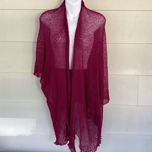 Hilltribe soft woven mesh sweater top, one size. 0321